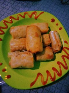 Foto resep Lumpia Isi Mie Goreng