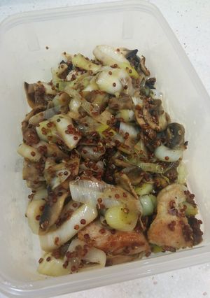 Una foto de Salteado de tupper