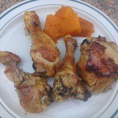 A picture of Lemon and herbs chicken.
