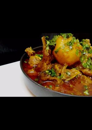 A picture of Chicken curried potatoes.