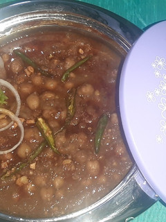अमृतसरी पिंडी छोले (amritsari pindi chole recipe in Hindi) रेसिपी मुख्य फोटो