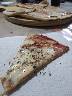 Una foto de Pizza fácil y rápida!!