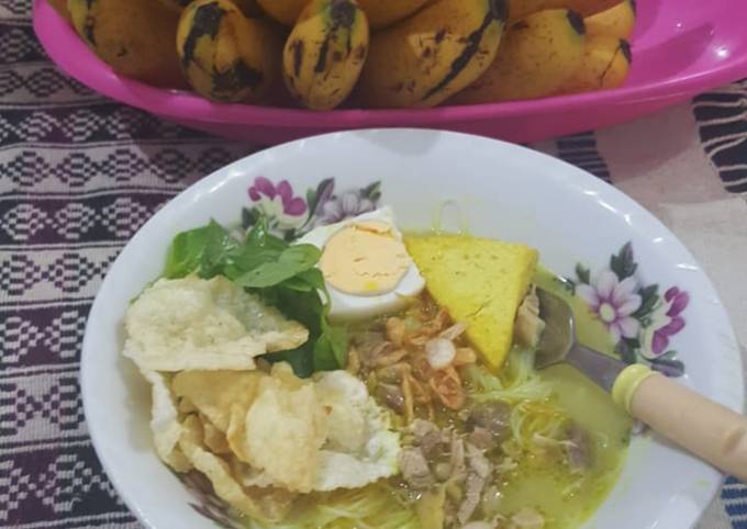 Soto Ayam kuah kuning