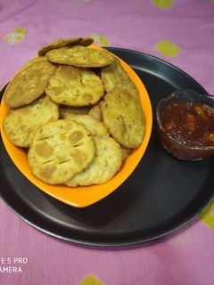 મસાલા મઠરી રેસીપી મુખ્ય ફોટો