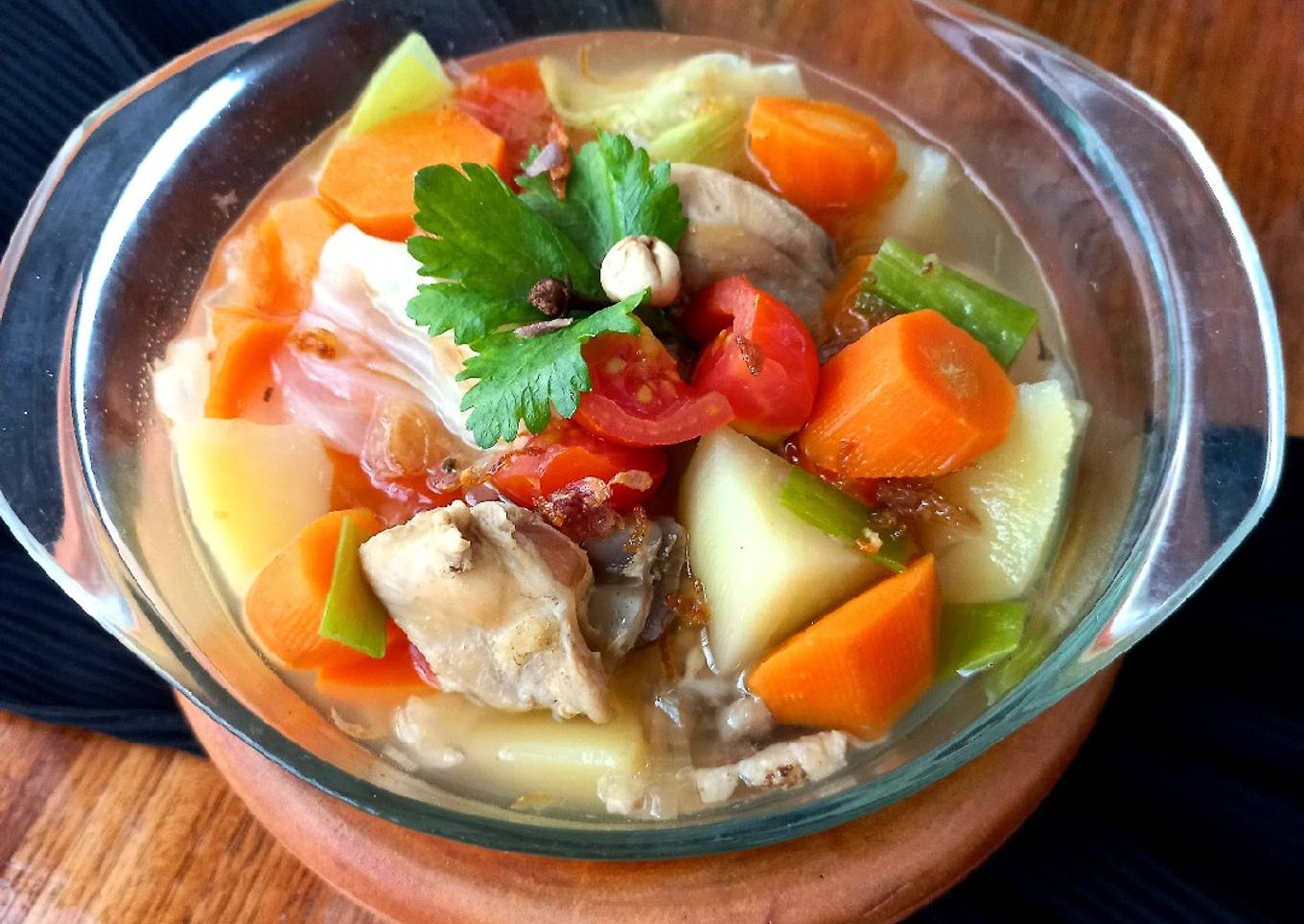 Healthy Aromatic Chicken Soup | Sup Ayam