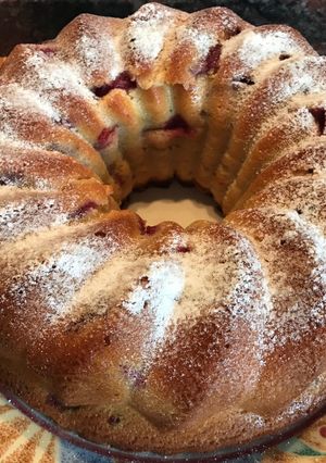 Foto principal de Bundt cake de fresas con nata