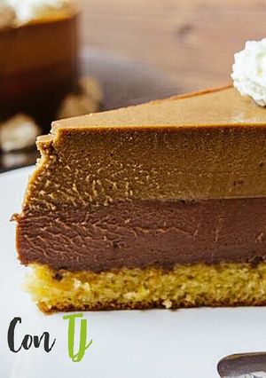 Una foto de 🍫Tarta de chocolate y café☕