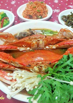 Hình của món Canh Cua"Lẩu Cua" 꽃게탕.
