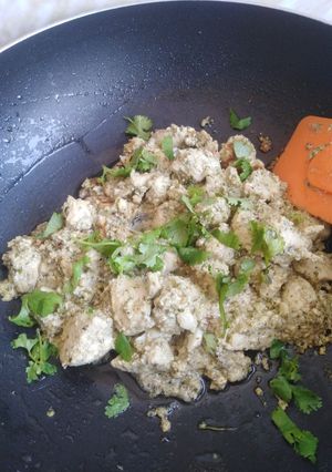 A picture of Chicken malai boti.