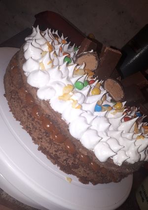 Una foto de Torta Bomba💣💥🍫