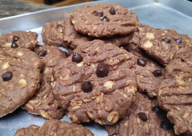 Chocolate oat cookies