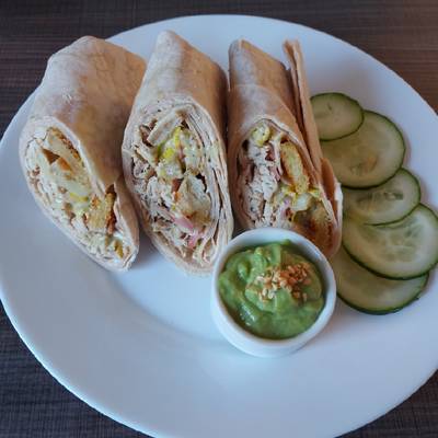 Wrap de pollo ranch Receta de Laura Carvajal Isaza - Cookpad