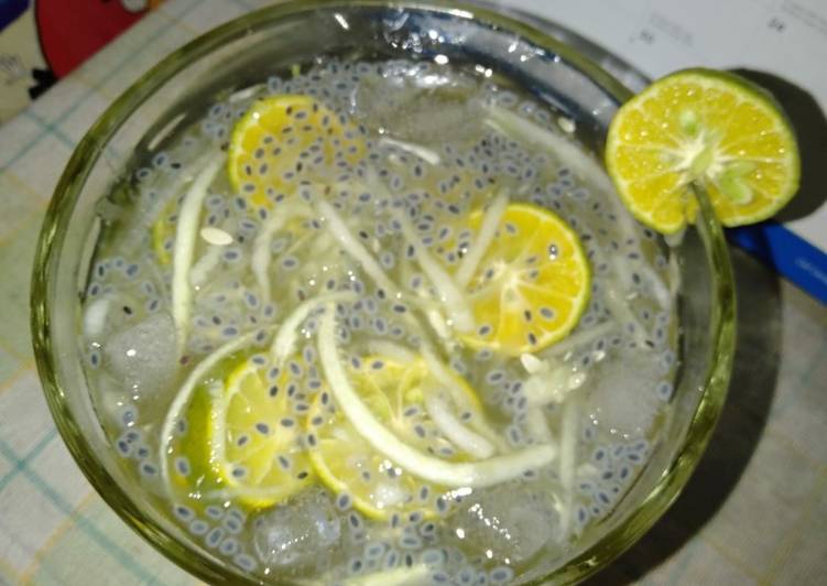 Resep Es Timun Selasih yang Enak