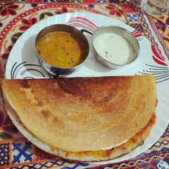A picture of Mysore Masala Dosa with Mysore Chutney.