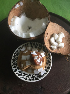 Una foto de Helado de Dulce de Leche y Coco 🌴 Estilo Malibú