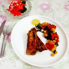 A picture of Honey glazed katla fish.