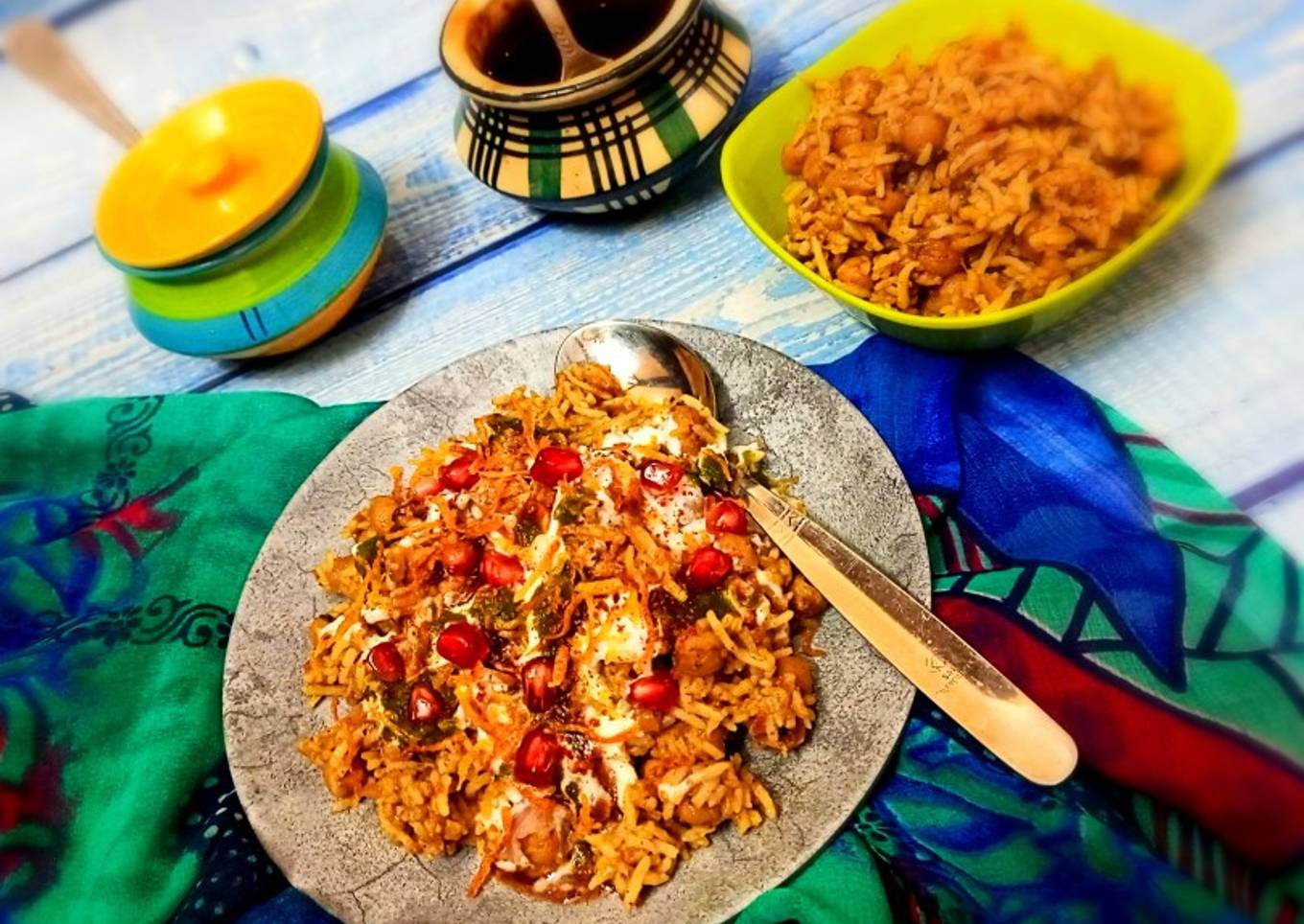 Chole chawal chaat