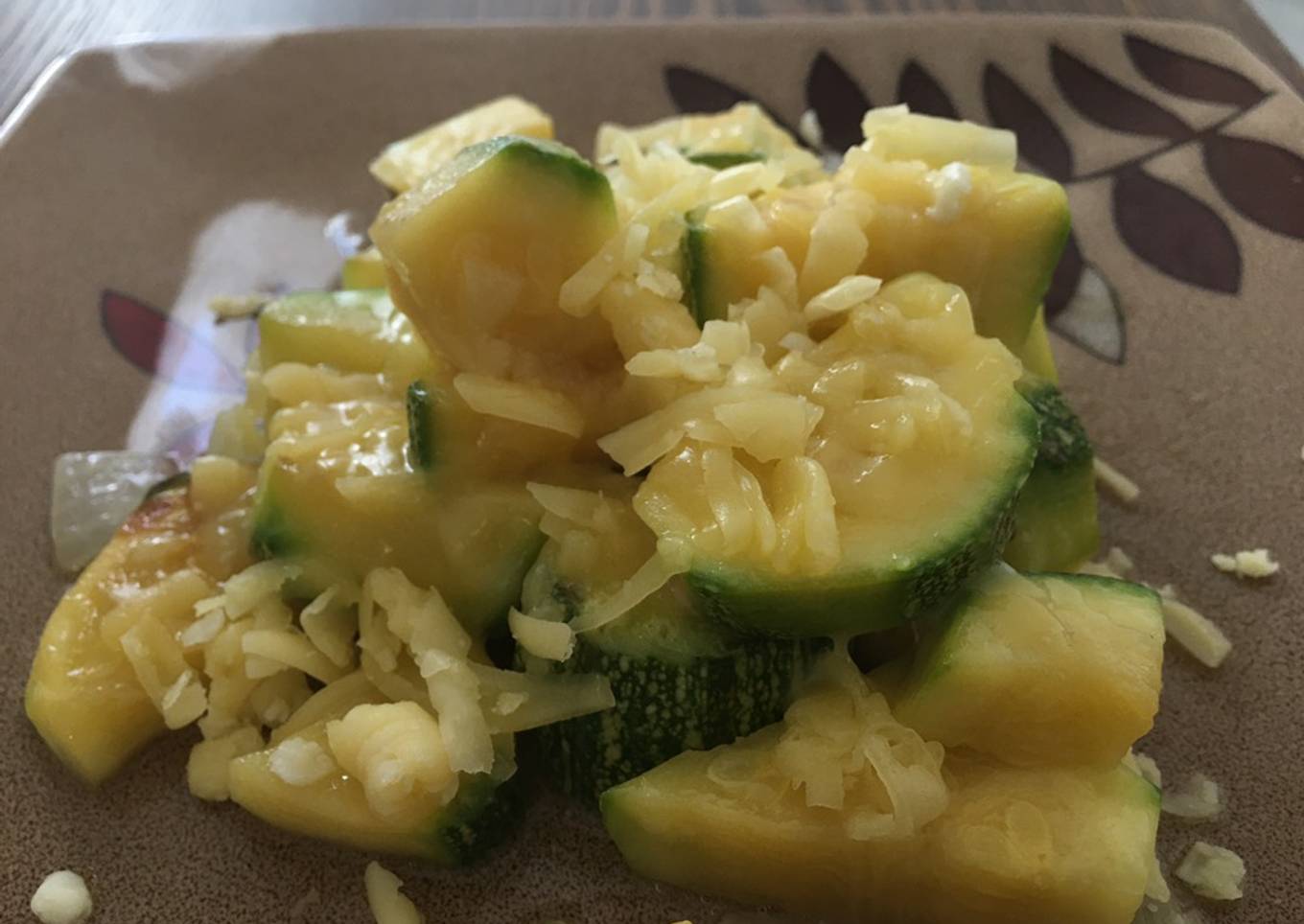 Calabacitas con queso manchego