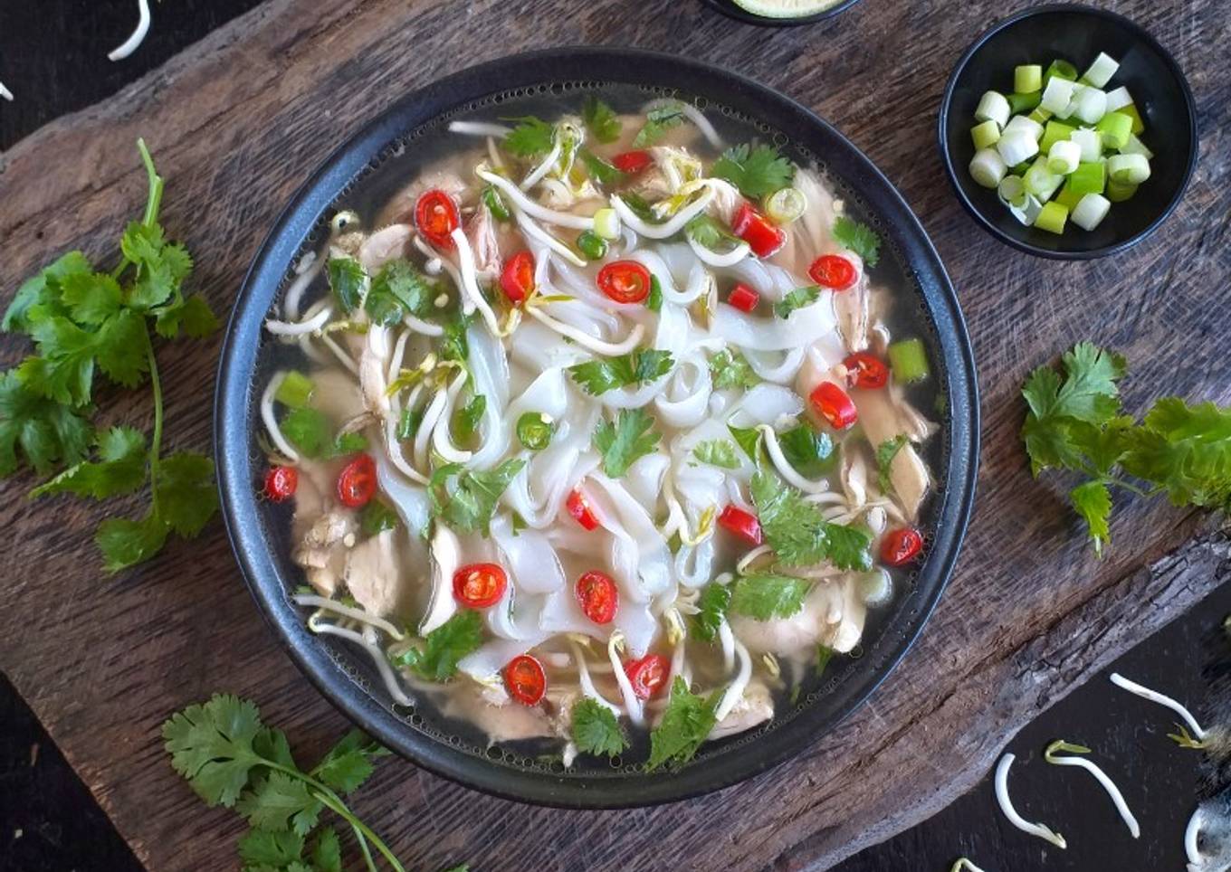 Chicken Pho (pakai bumbu ngohiong)