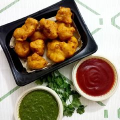 A picture of Cauliflower fritters.