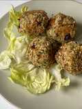 Polpette di orata e polpo in crosta di sesamo