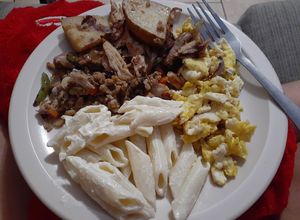 Una foto de Recalentado de Pavo (después del Thankgiving)