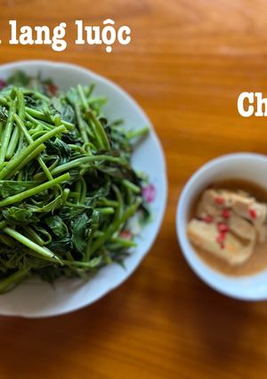 Hình của món Rau lang luộc chấm chao đỏ.