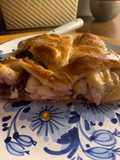 FOCACCIONE con pollo e radicchio