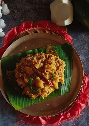 A picture of Pepper Ghanto (Grated Green Papaya with Potato).