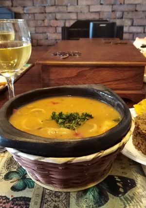 Una foto de Cazuela de Mariscos