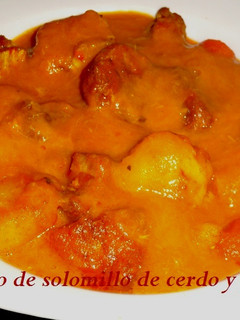 Una foto de Estofado de solomillo de cerdo con patatas