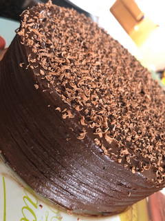 Una foto de Torta húmeda de Chocolate🍫🍫🍫