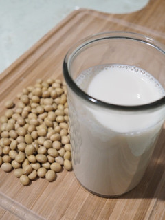 香濃豆漿/免顧火電鍋版(飲品+豆渣運用) 的食譜成品照片