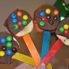Chocolate Apple lollies A picture of Chocolate Apple lollies.