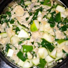 A picture of Cucumber scrambled eggs.