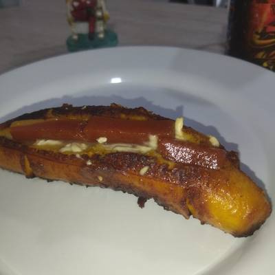 Plátano maduro asado en sartén relleno de queso con bocadillo Receta de  LEIDY RUIZ- Cookpad