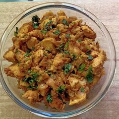 A picture of Tawa Chicken.