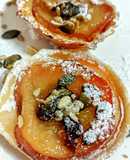 Hojaldre de manzana con semillas de girasol, calabaza y piñones