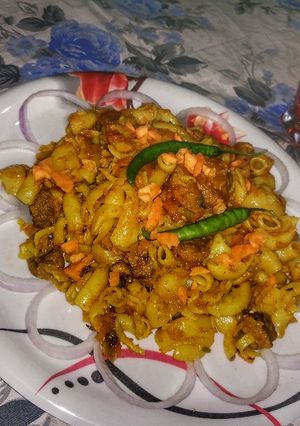 A picture of Vegetable Macroni.