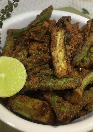 A picture of Besan wali kurkuri bhindi(gramflour coated deep fried Okra).