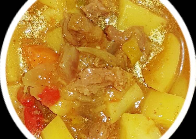 Get Breakfast of Potatoes beef curry