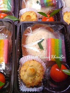 Foto resep Bolu Rainbow kukus (isian snack box manis)