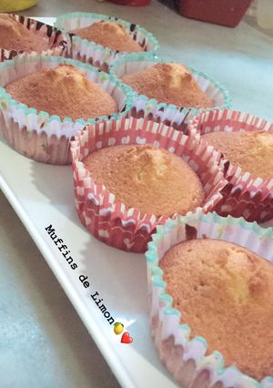 Una foto de Muffins Limón