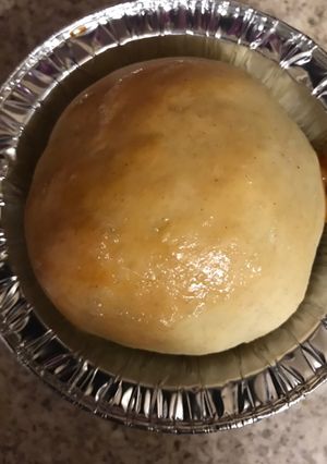 A picture of Pizza buns.