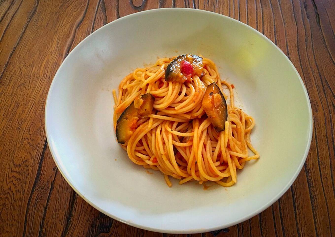 Spaghetti con berenjenas