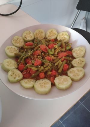 Una foto de Judías verdes con tomates cherry en Thermomix