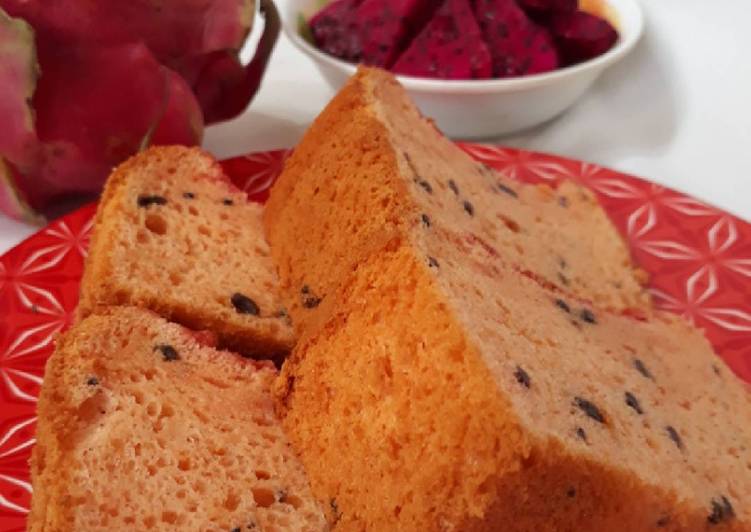 241. Chiffon Cake Buah Naga