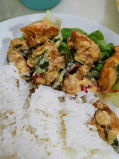 A picture of Creamy buttermilk chicken.