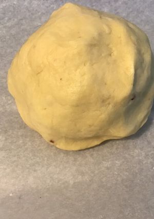 Une photo de Pâte brisée au lait et gelée de pommes cranberries (pour tarte sucrée)