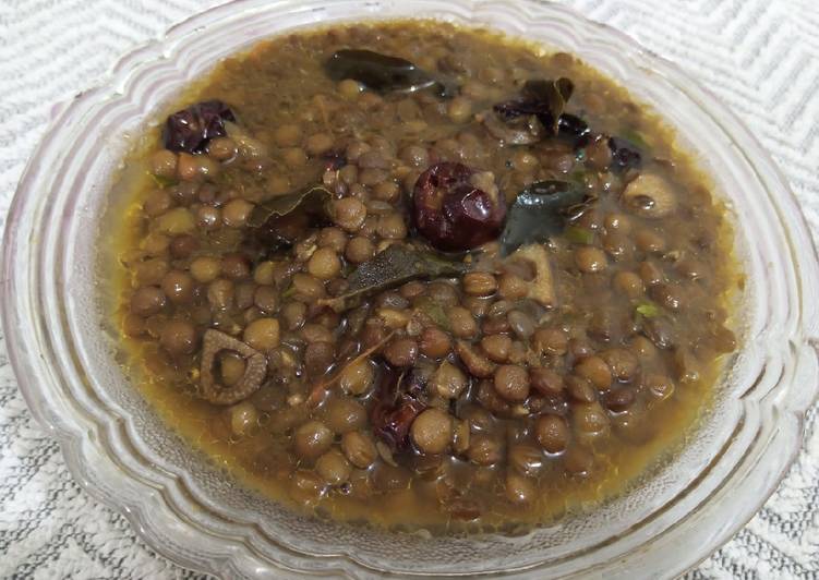 Steps to Make Favorite Kali Masoor(black lentils),With Baghray Howay Chawal